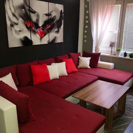 Apartman V Centru Mostu 아파트 외부 사진